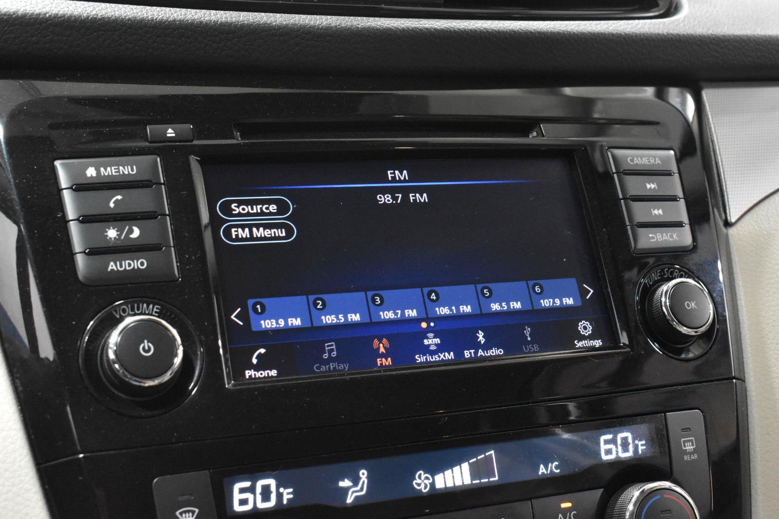 Used 2020 Nissan Rogue Sport SV w/ Technology Package FWD image 16