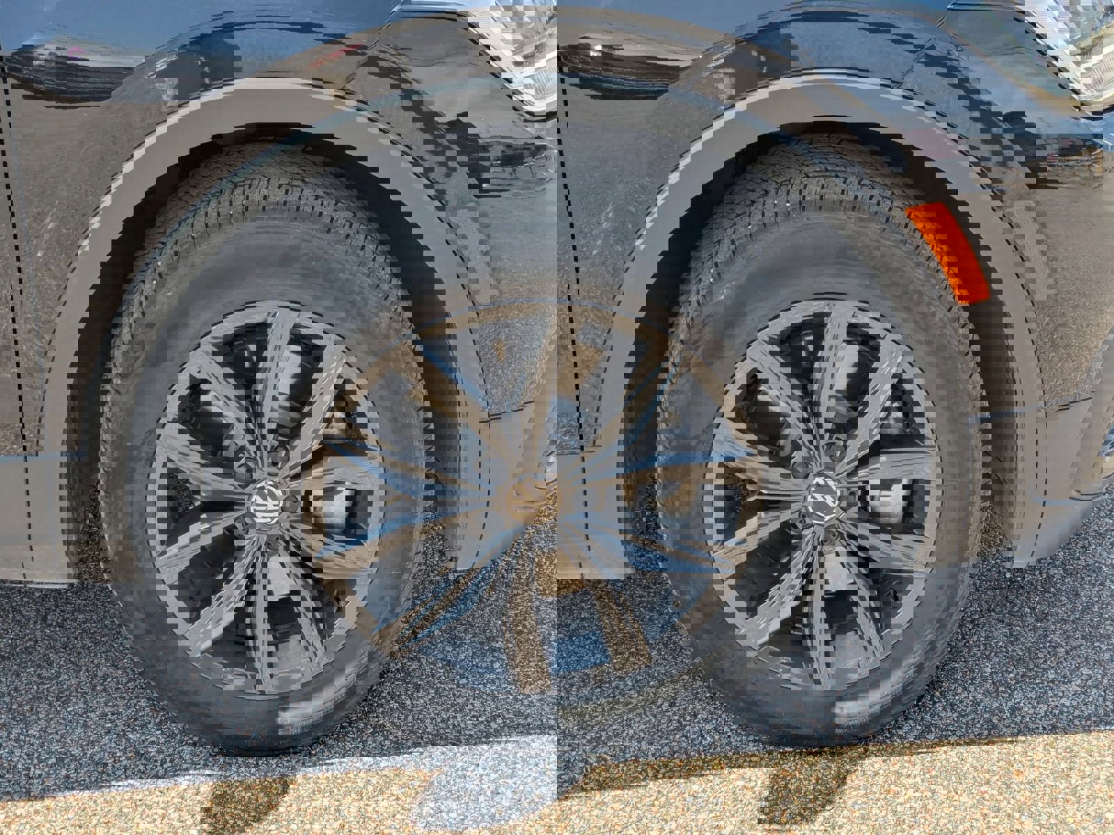 Used 2024 Volkswagen Tiguan SE image 53