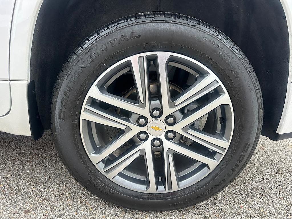 Used 2023 Chevrolet Traverse High Country w/ LPO, Floor Liner Package image 30