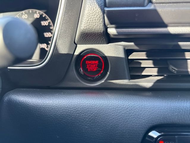 Certified 2025 Honda Pilot Sport image 35