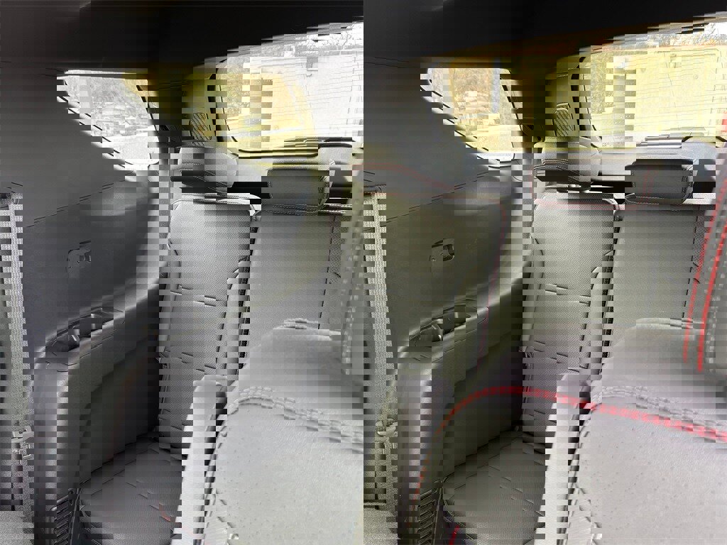 Used 2026 Chevrolet Traverse RS image 33