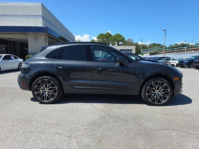 Used 2023 Porsche Macan Turbo AWD/4WD image 3