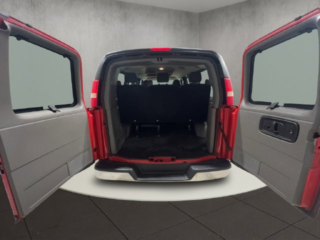 Used 2014 Chevrolet Express 1500 LT w/ LT Preferred Equipment Group AWD/4WD image 23