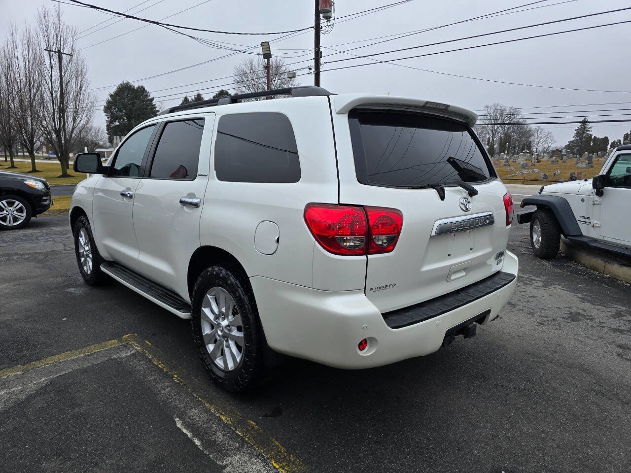 Used 2013 Toyota Sequoia Platinum AWD/4WD image 5
