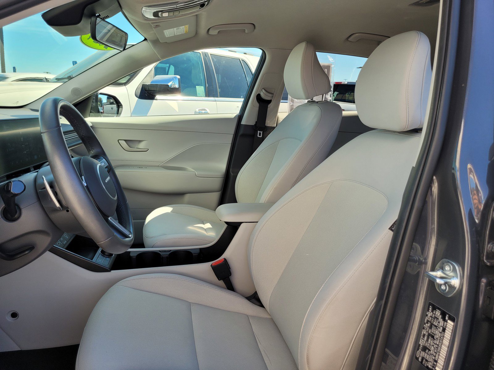 Used 2024 Hyundai Kona SEL FWD image 10