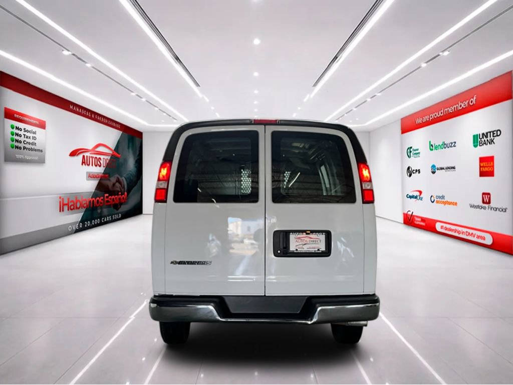 Used 2024 Chevrolet Express 2500 w/ Driver Convenience Package image 7