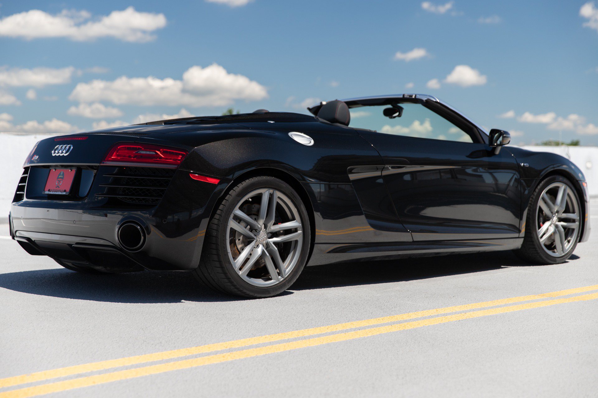 Used 2014 Audi R8 V10 AWD/4WD image 7