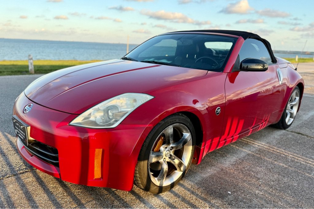 Used 2006 Nissan 350Z Grand Touring RWD image 1