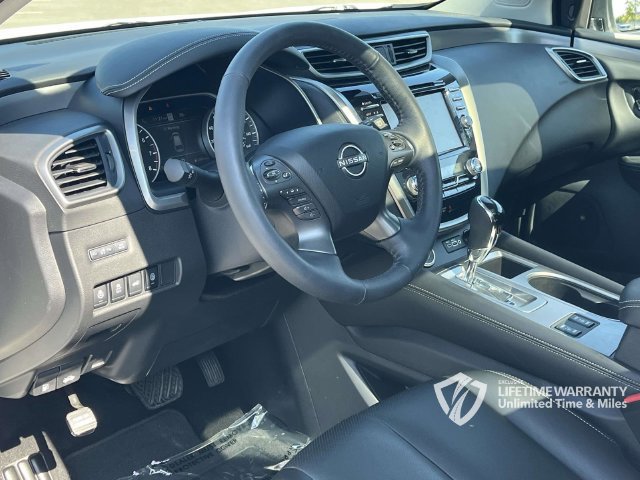 Used 2024 Nissan Murano SL FWD image 14