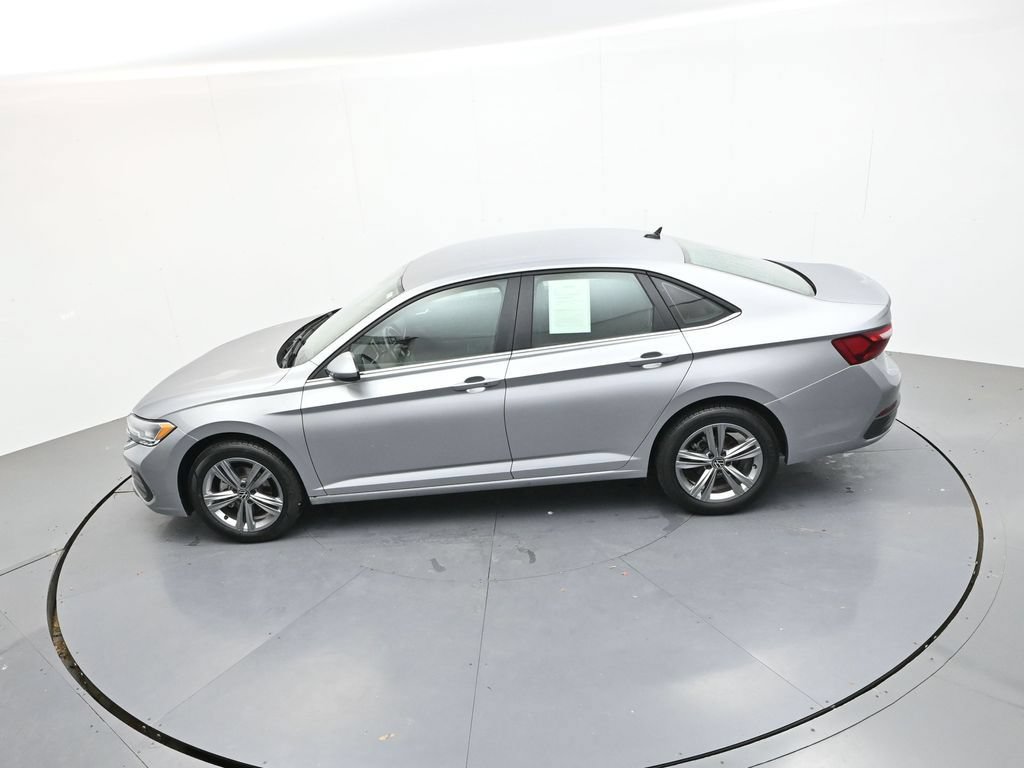 Used 2024 Volkswagen Jetta SE FWD image 25