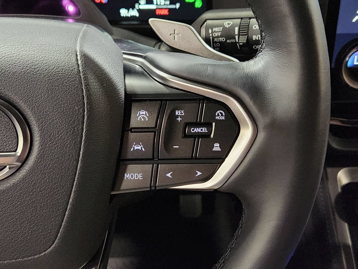 Used 2024 Lexus GX 550 w/ Accessory Package (Z1) AWD/4WD image 52