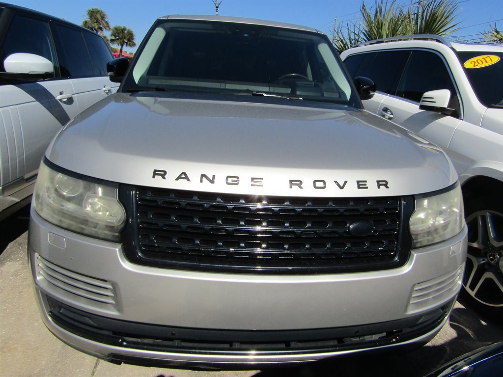 Used 2017 Land Rover Range Rover HSE AWD/4WD image 2