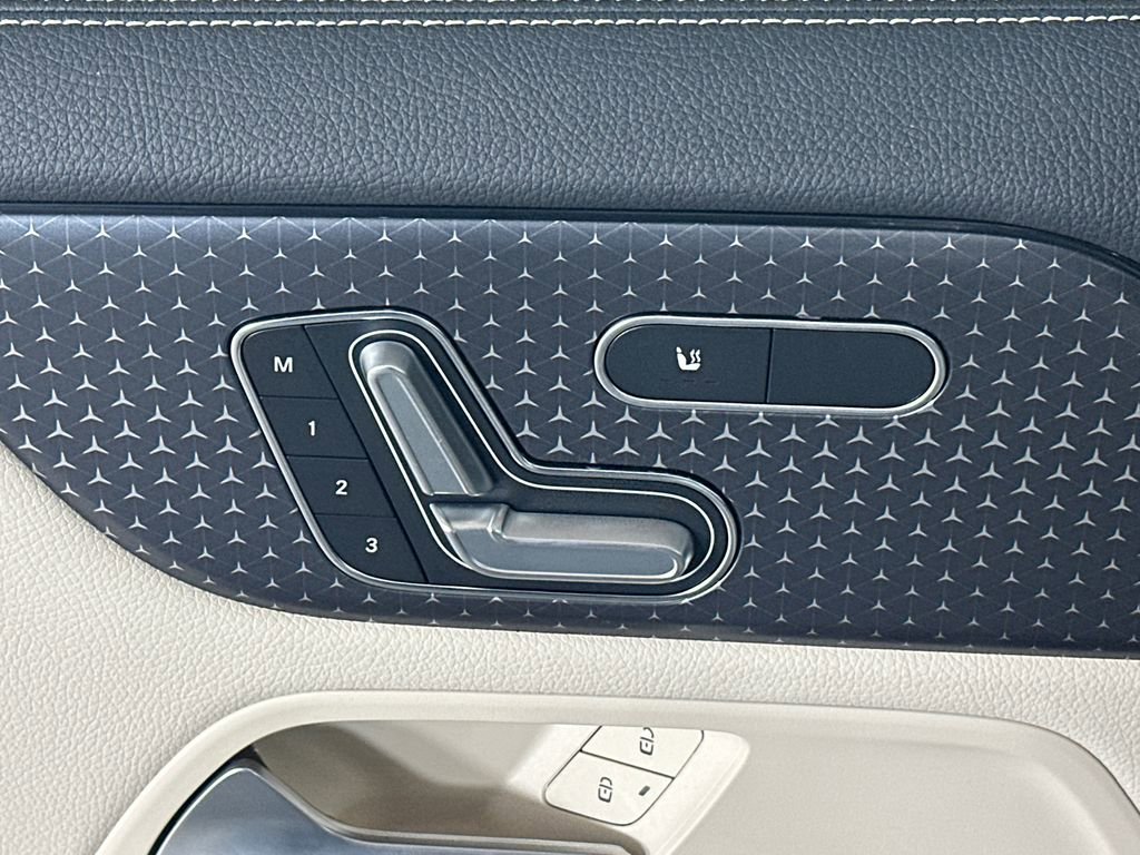 Certified 2026 Mercedes-Benz GLA 250 image 11