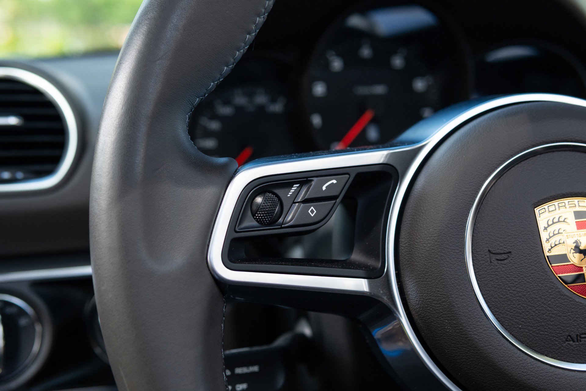 Used 2022 Porsche 718 Boxster image 34