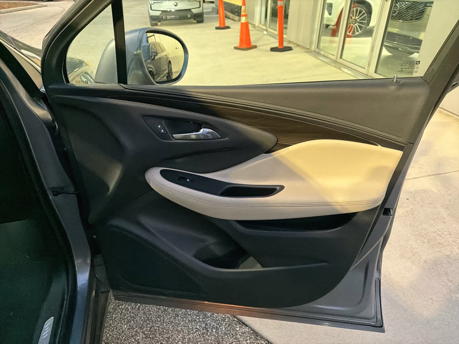 Used 2019 Buick Envision Essence image 53