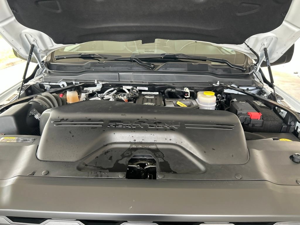 Used 2025 RAM 3500 Tradesman AWD/4WD image 11
