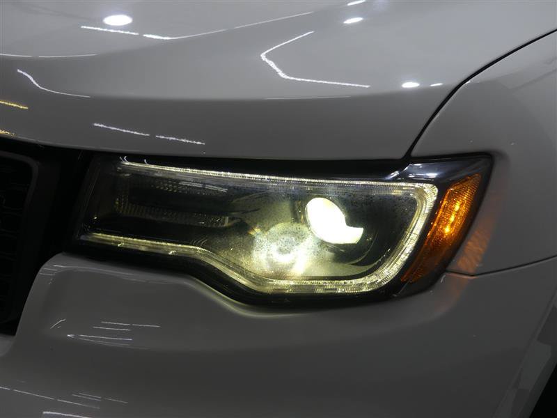 Used 2020 Jeep Grand Cherokee High Altitude AWD/4WD image 14