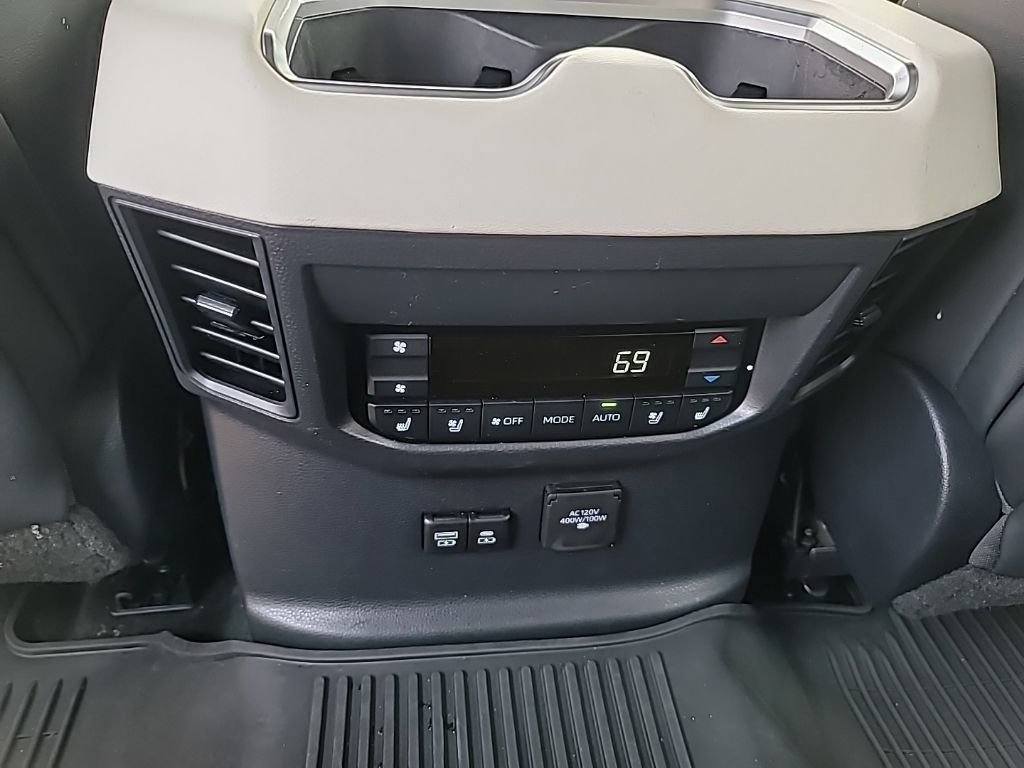 Used 2023 Toyota Sequoia Capstone image 15