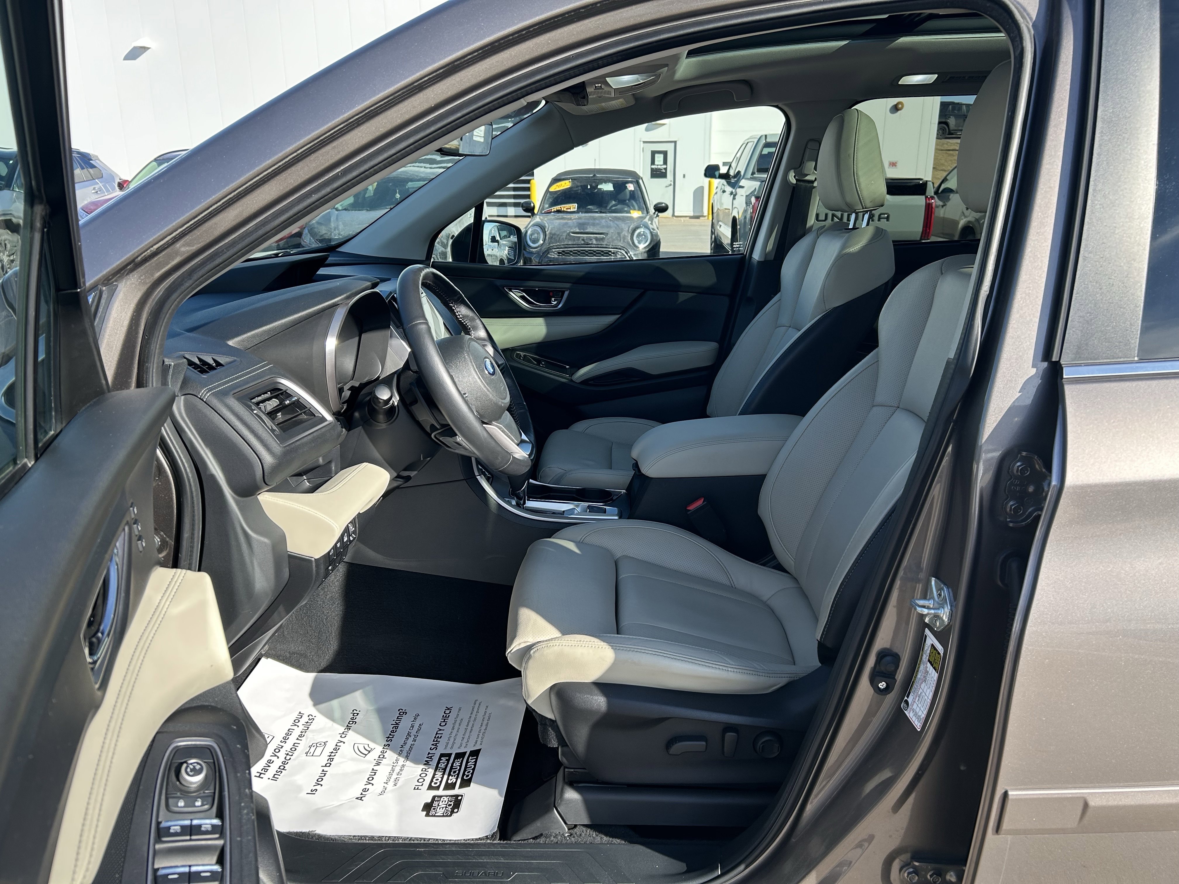 Used 2022 Subaru Ascent Limited w/ Technology Package image 13