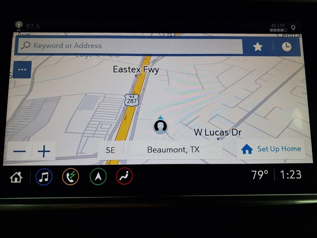 Used 2021 GMC Yukon Denali w/ Denali Premium Package image 11