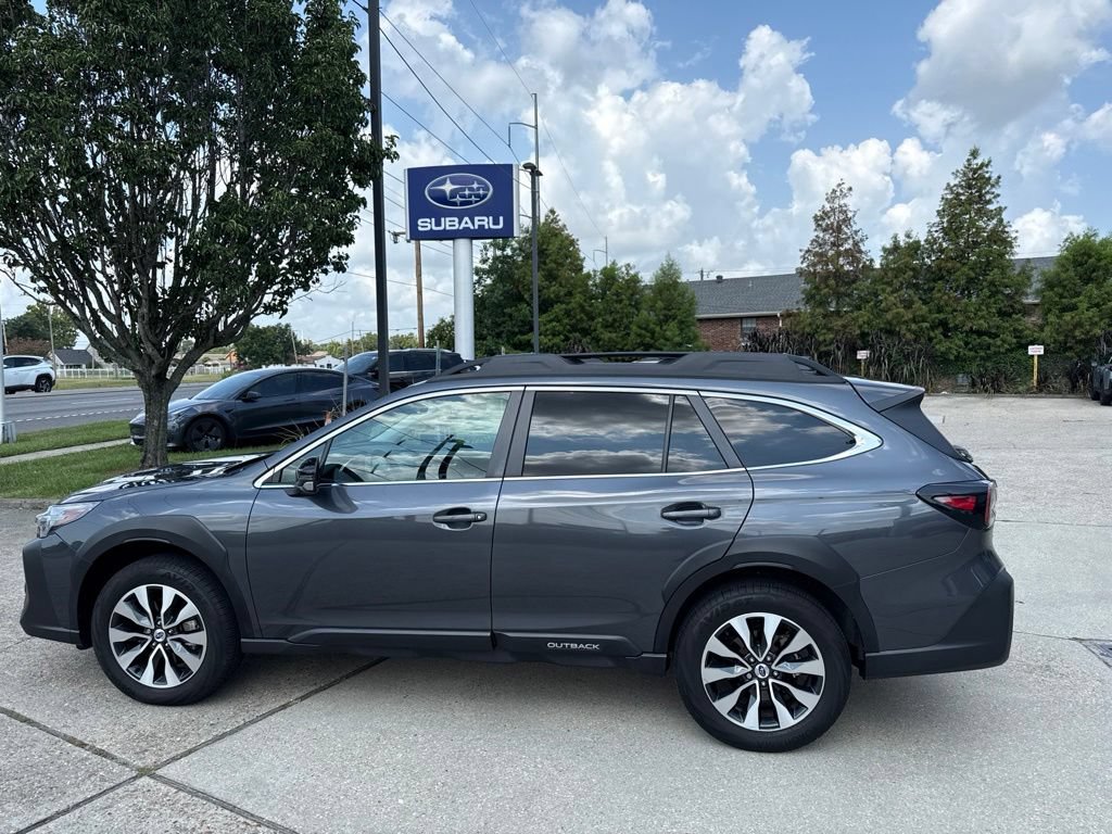 Used 2024 Subaru Outback Limited AWD/4WD image 4