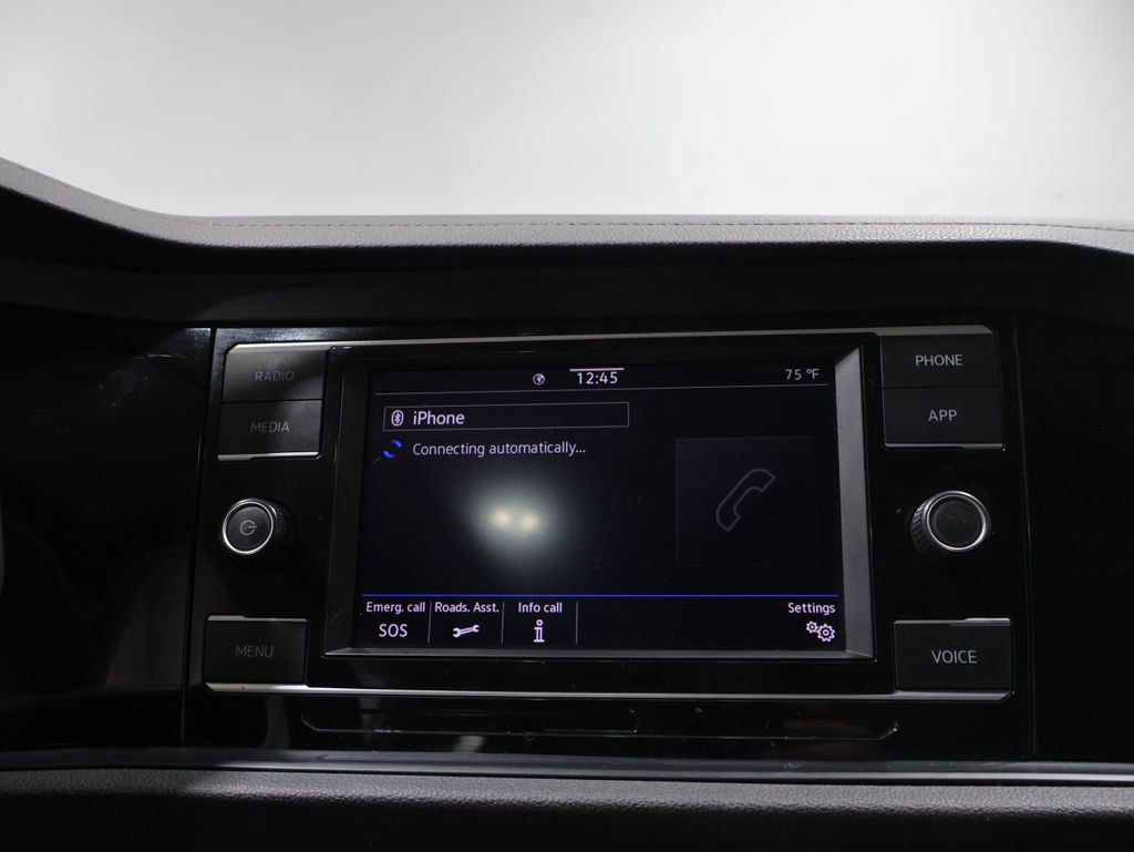 Used 2024 Volkswagen Jetta SE FWD image 26