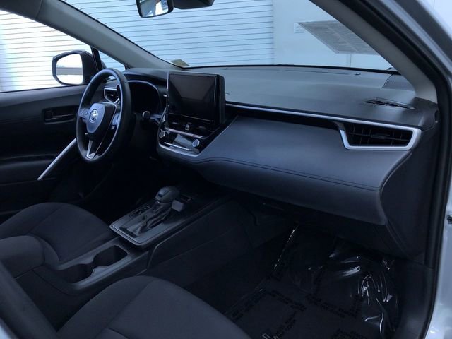 Certified 2026 Toyota Corolla Cross LE FWD image 23