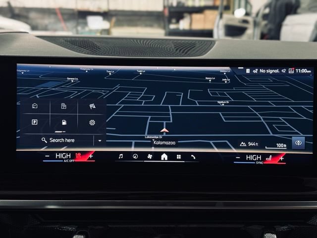 New 2026 BMW X5 xDrive40i w/ M Sport Package AWD/4WD image 43