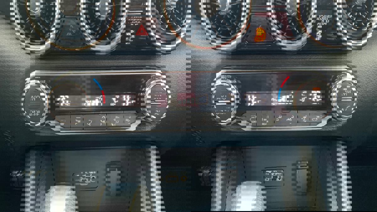 Used 2021 Nissan Sentra SV image 33