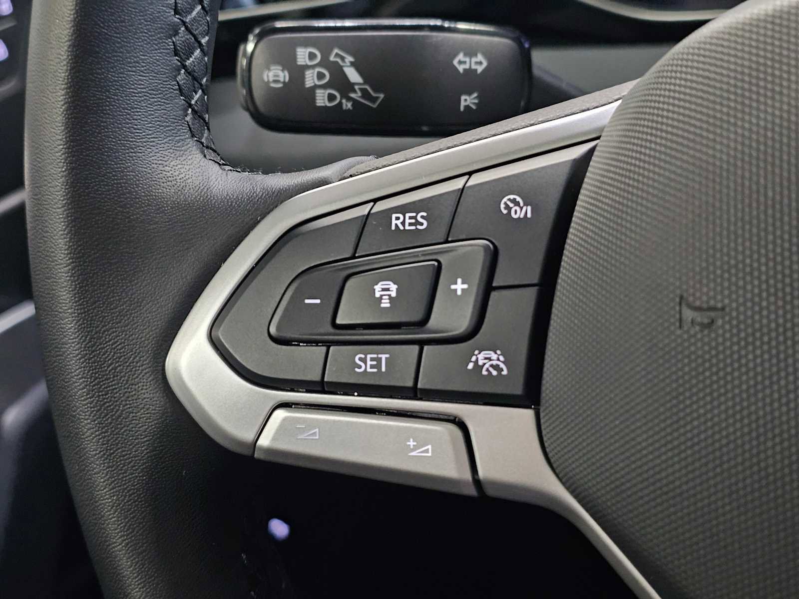 Certified 2025 Volkswagen Jetta SE image 26