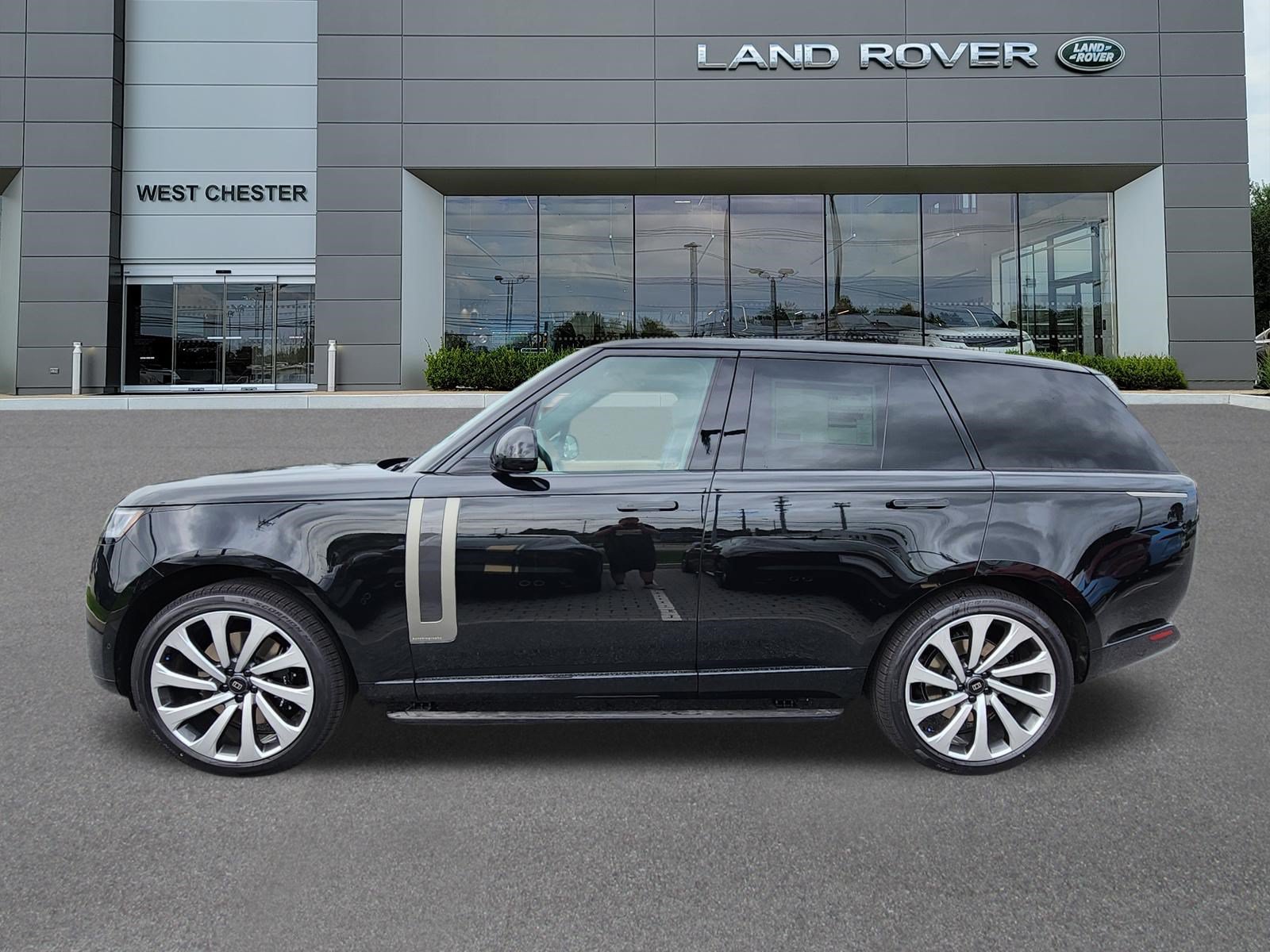 New 2027 Land Rover Range Rover Autobiography AWD/4WD image 5