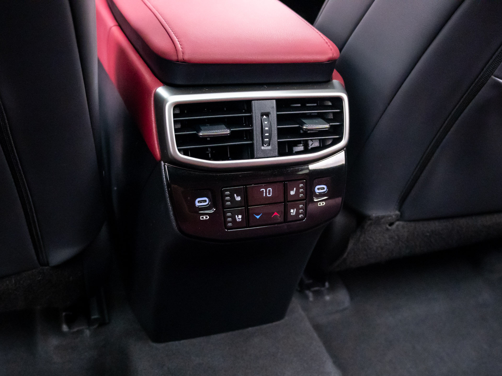 Used 2024 Lexus RX 500h F Sport w/ Convenience Package AWD/4WD image 22