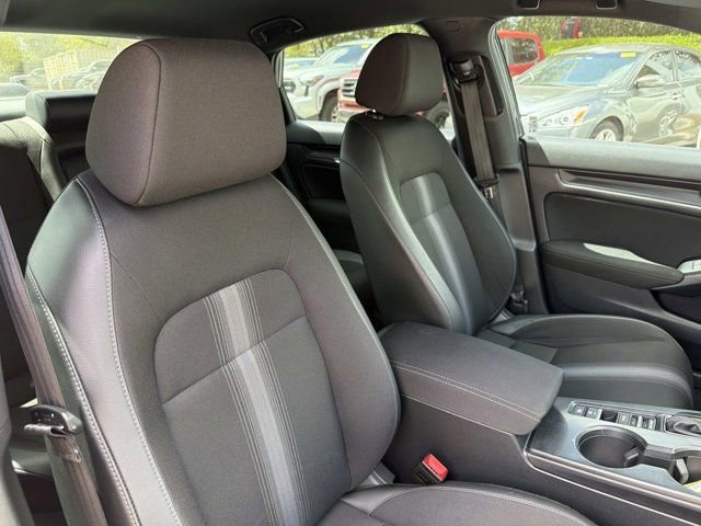 Used 2025 Honda Civic Sport image 15