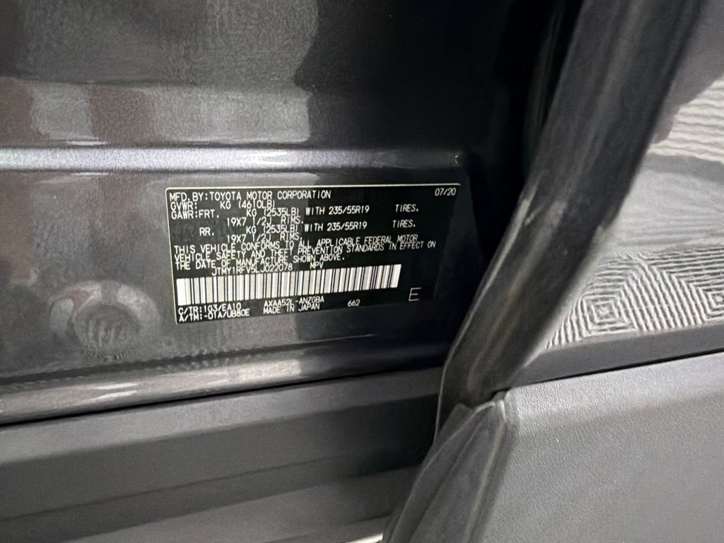 Used 2020 Toyota RAV4 Limited FWD image 35