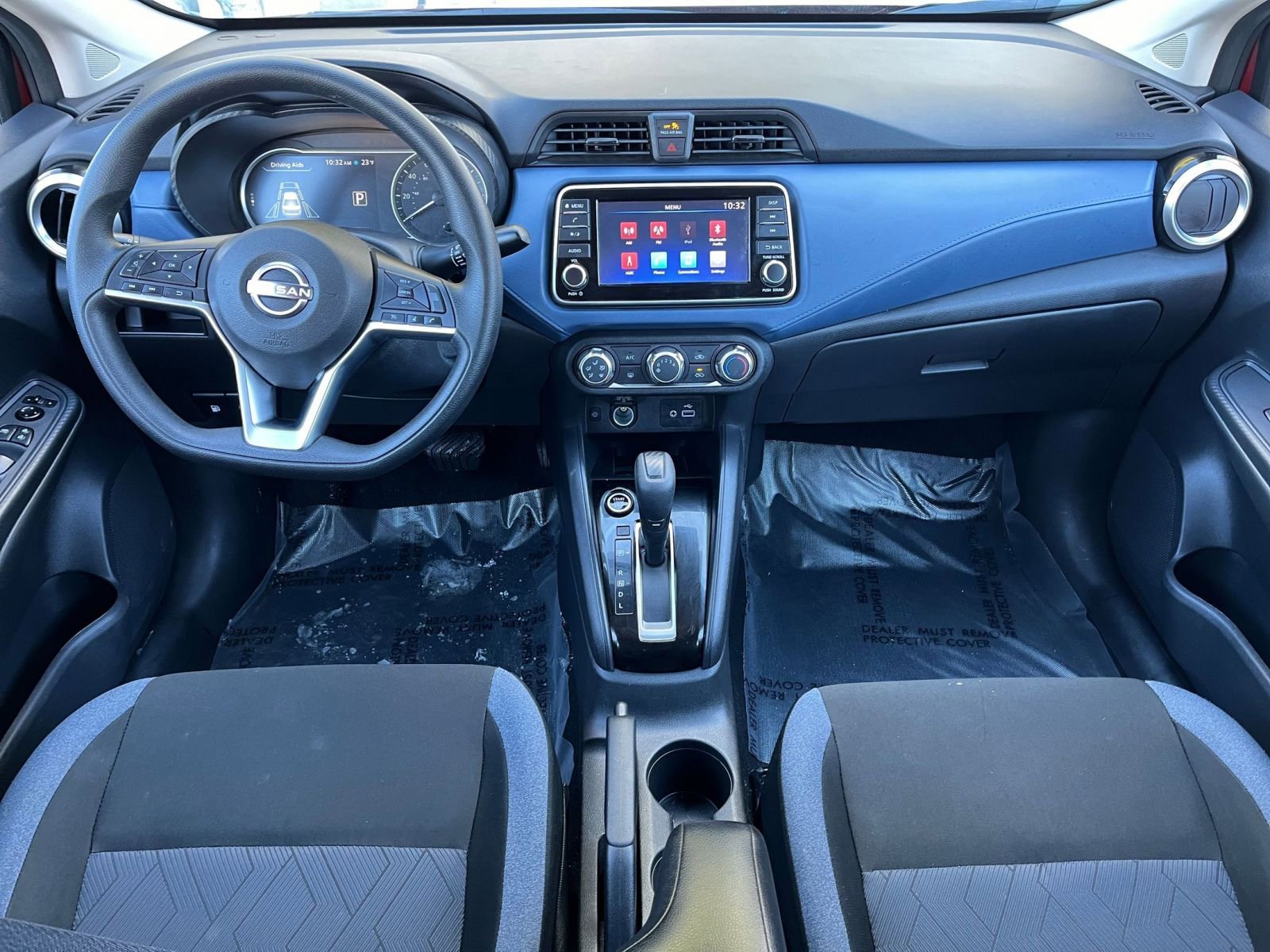 Used 2025 Nissan Versa SV image 29