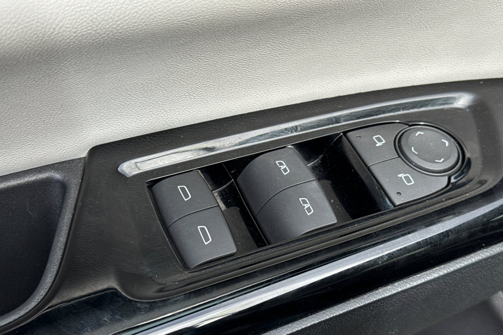 Certified 2024 Honda Prologue Touring image 13