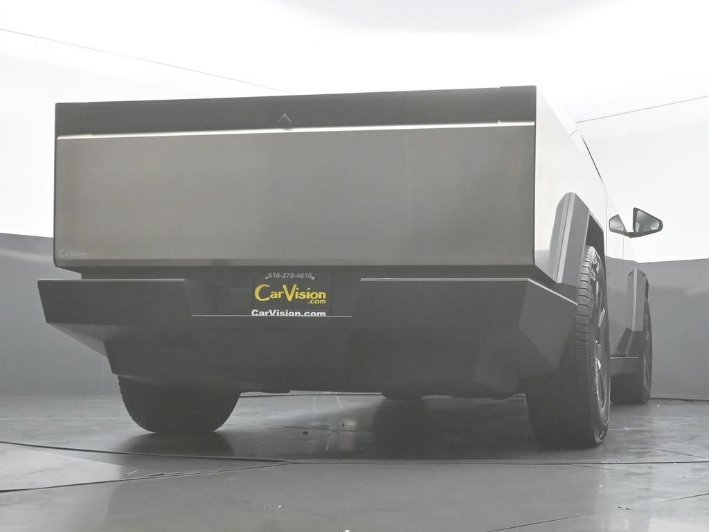 Used 2024 Tesla Cybertruck AWD Crew Cab image 44