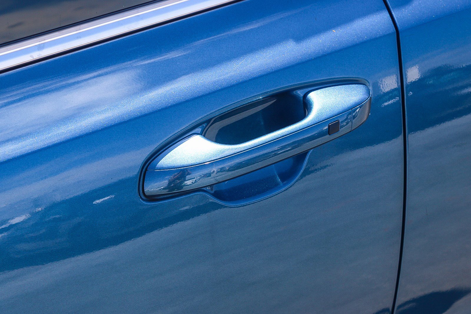 Used 2025 Kia Sorento EX image 9