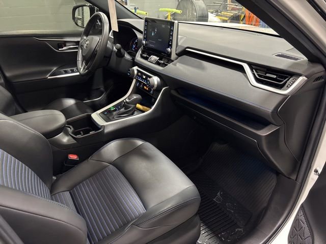 Used 2022 Toyota RAV4 XSE image 20