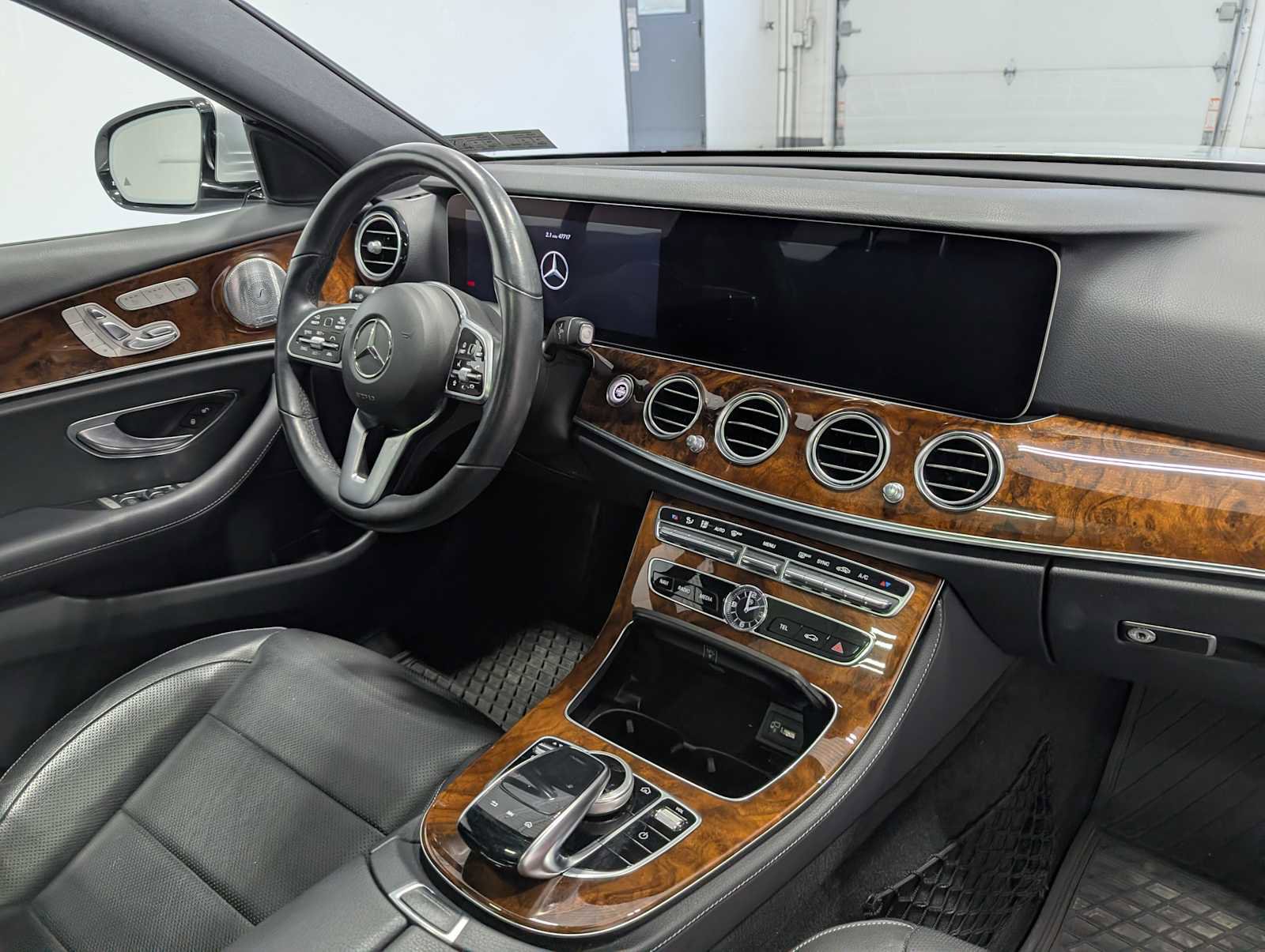 Certified 2020 Mercedes-Benz E 350 4MATIC Sedan image 41