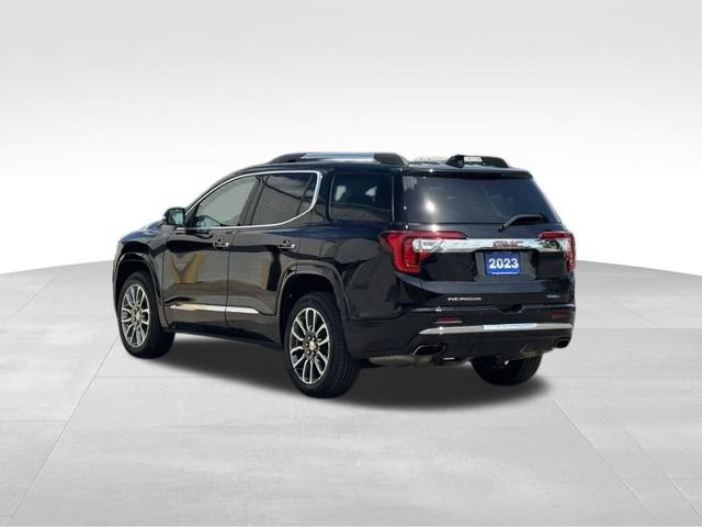 Used 2023 GMC Acadia Denali w/ Denali Ultimate Package AWD/4WD image 7