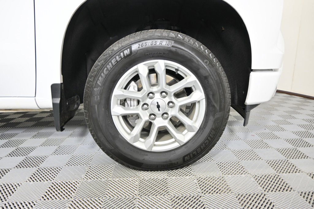 Used 2024 Chevrolet Silverado 1500 RST image 12