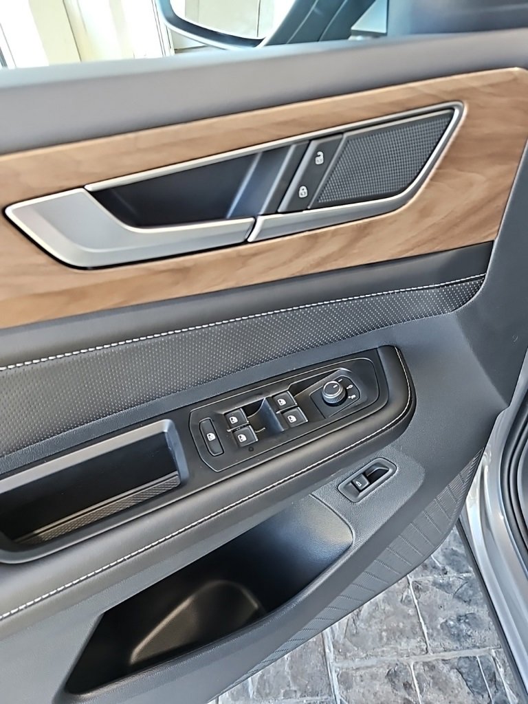 New 2026 Volkswagen Atlas SE image 29