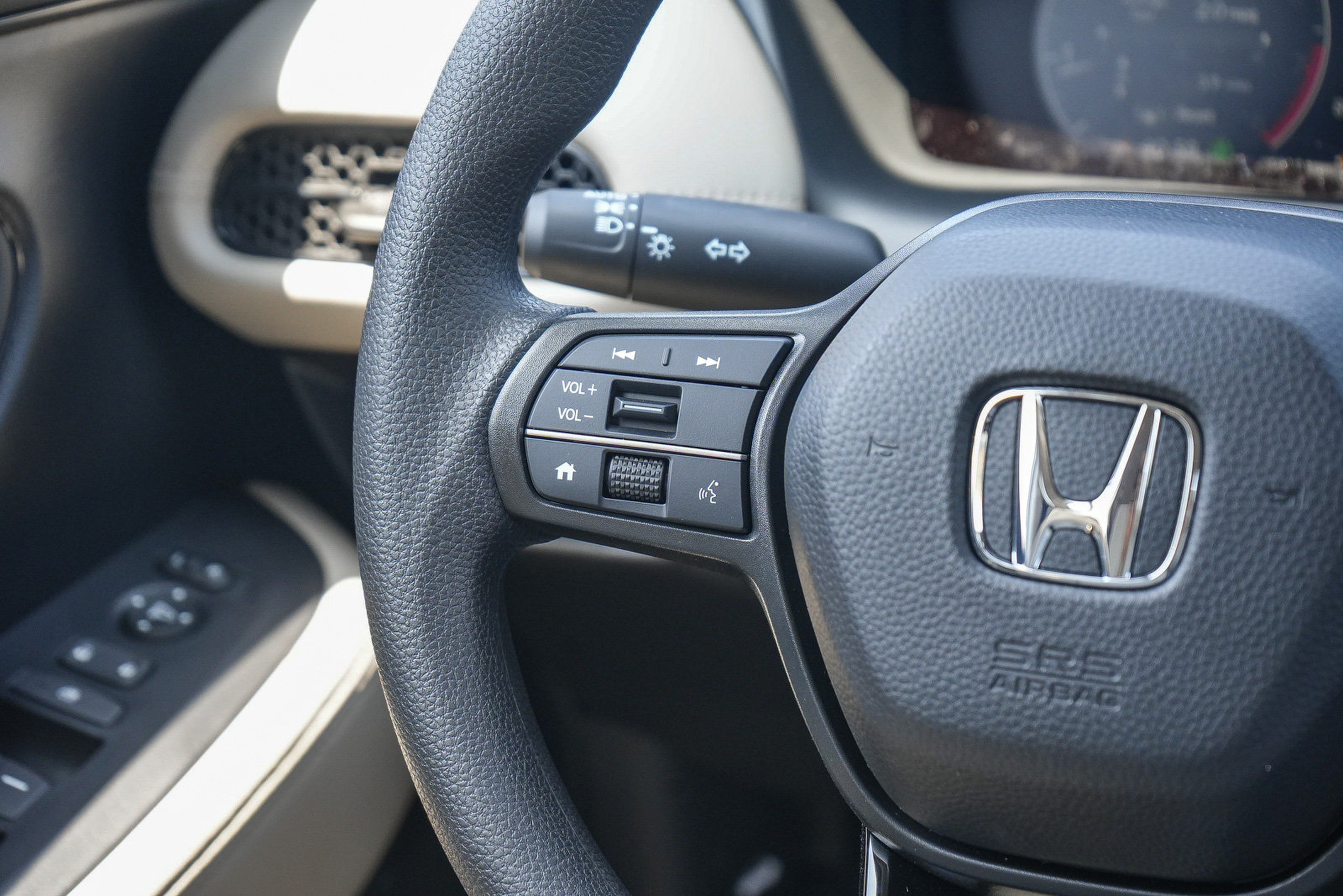 New 2027 Honda HR-V LX image 14
