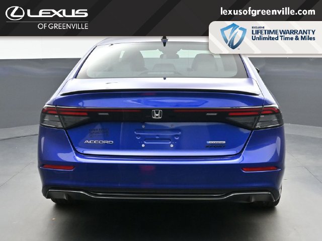 Used 2024 Honda Accord Sport image 8