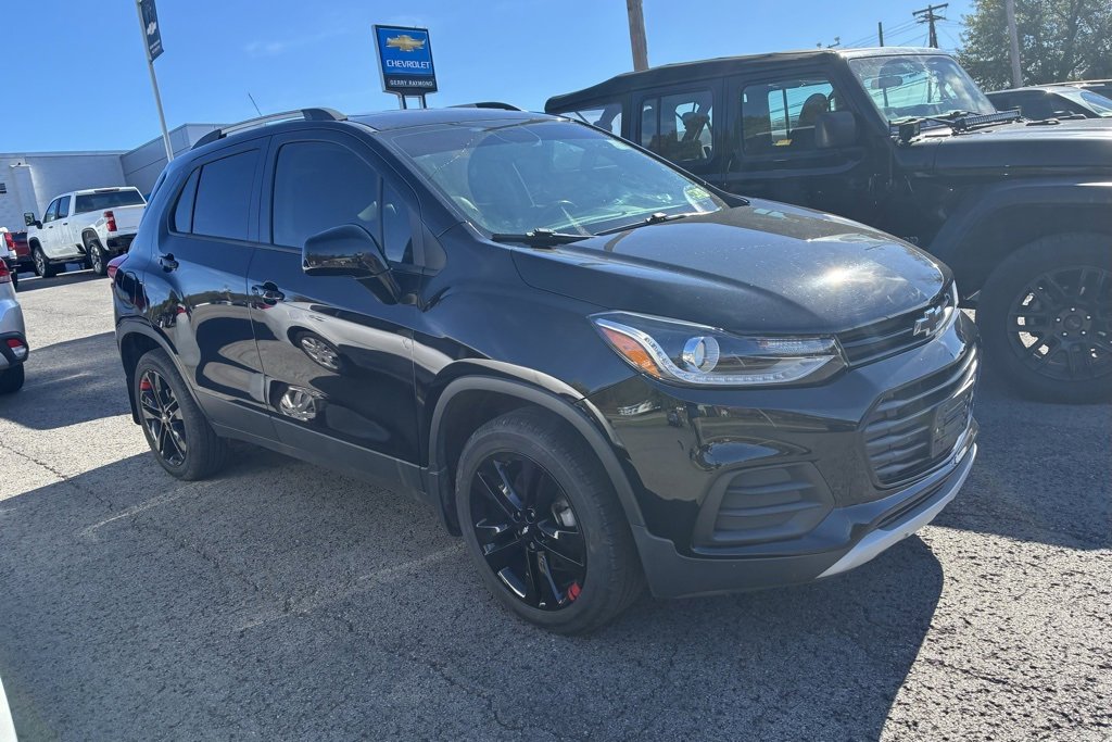 Used 2020 Chevrolet Trax LT w/ Sun & Sound Package