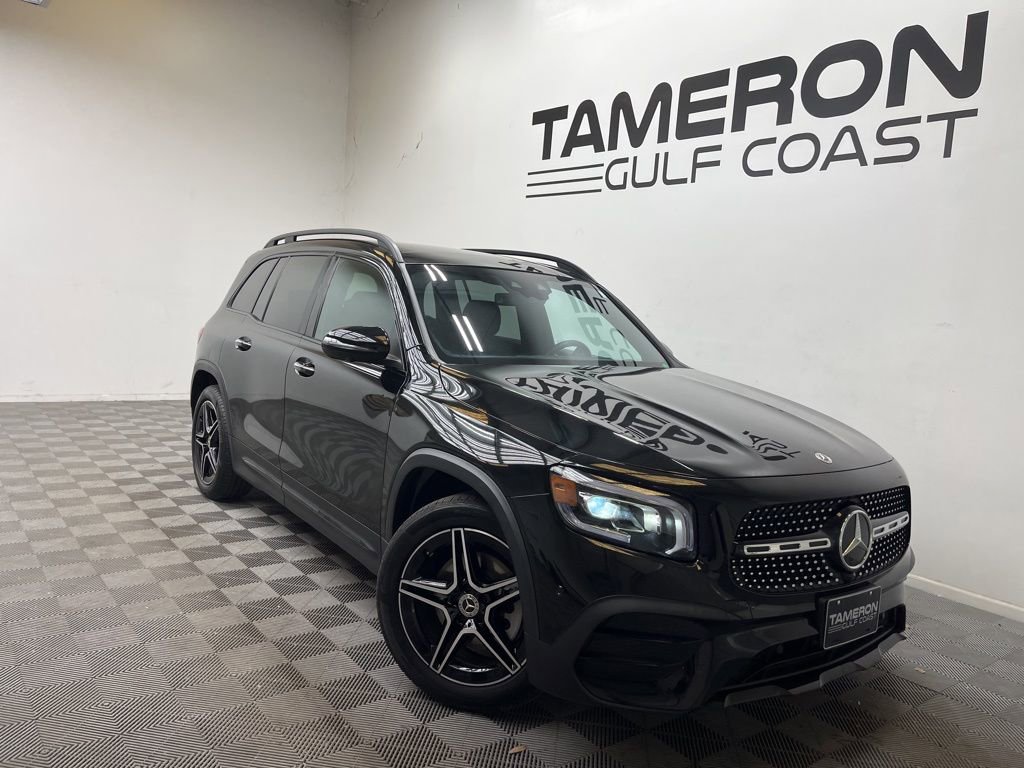 Used 2023 Mercedes-Benz GLB 250 image 1