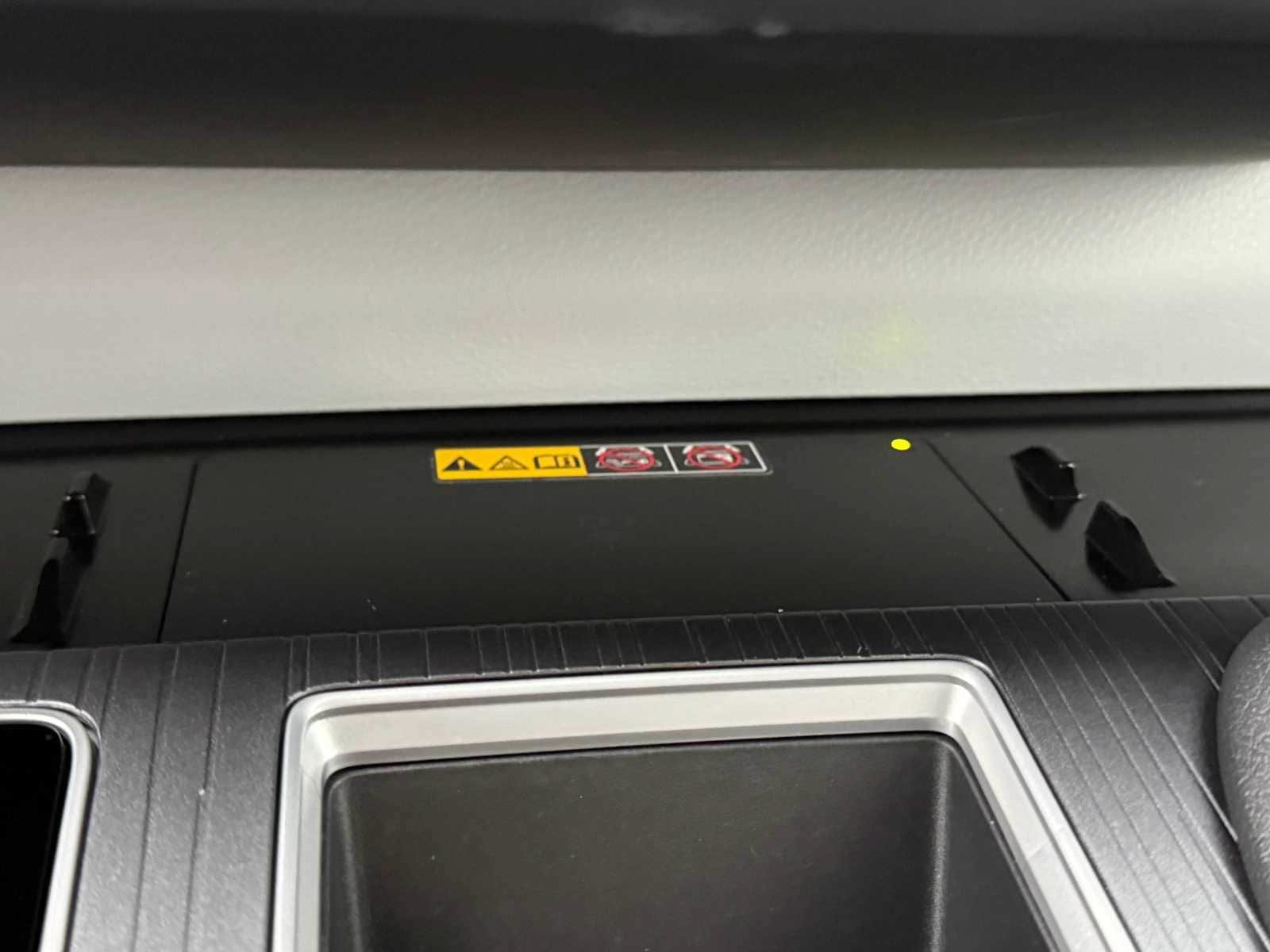 Certified 2026 Toyota Sienna LE AWD/4WD image 19