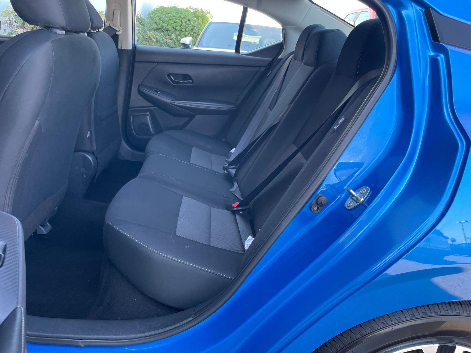 Used 2025 Nissan Sentra SV image 37