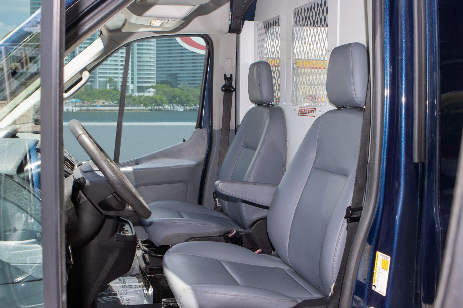 Used 2019 Ford Transit 250 148 Medium Roof image 10